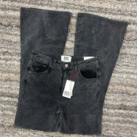 Urban Outfitters BDG Low Rise Flare Jeans Sz 28Wx32L NWT | BDG Flare Jeans NEW - - Picture 3 of 13